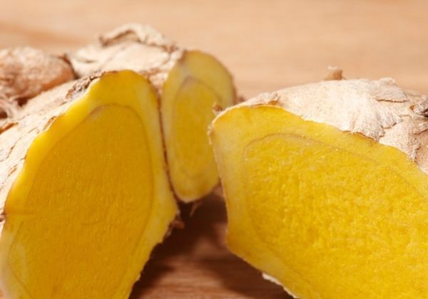 生姜用白醋泡一泡厲害了,老一輩人都在用,解決了很多人的煩惱