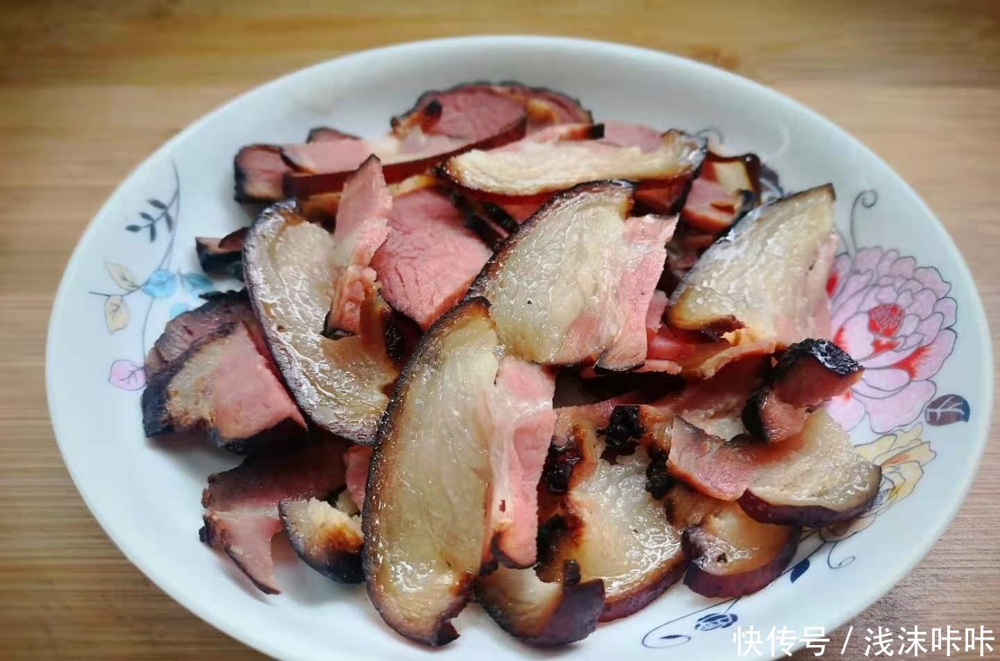美味|入冬后，白菜萝卜靠边站，最该吃的蔬菜是它，爽脆好吃营养足！