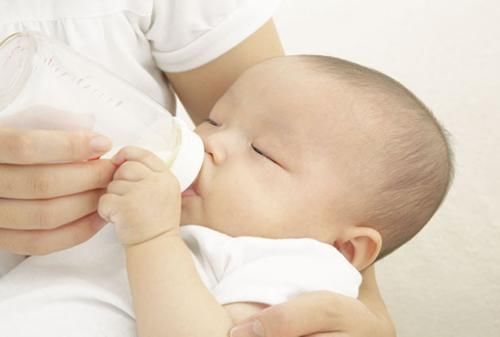 奶粉|婆婆用鸡汤和儿媳“换母乳”,却说钱白花了,宝妈好心办坏事