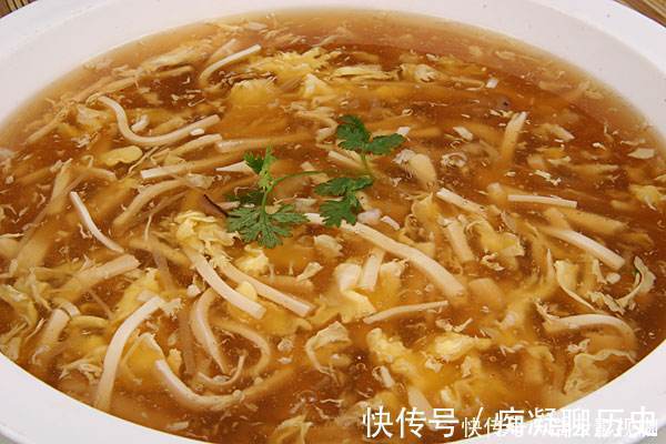 小媳妇|酸辣汤去湿气，好喝又开胃，是居家小媳妇的秘密武器哟！