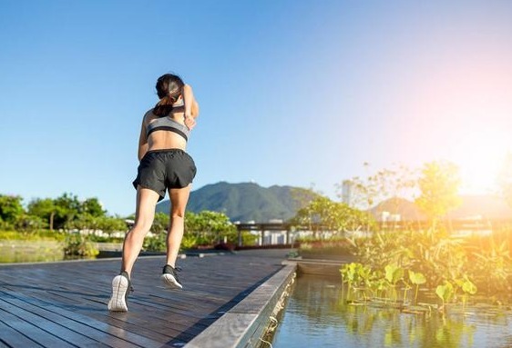 甘油三酯高|退休医生透露有3个好习惯能降低甘油三酯，血脂高的人收好
