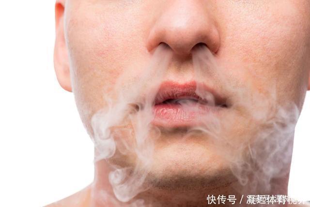 爱吸烟的人，若脸上出现3种表现，赶快戒烟，肺