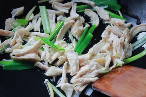 腊月,宁可少吃猪肉,也别错过这菜,滋补又解馋,不懂吃可惜了