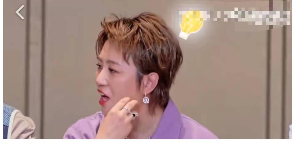 沈腾录节目筷子就没放下过,遭马丽调侃,付出的是时间和咬肌