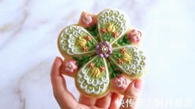 糖霜饼干|美到舍不得吃！甜品师手作花砖饼干，救救老夫的少女心！