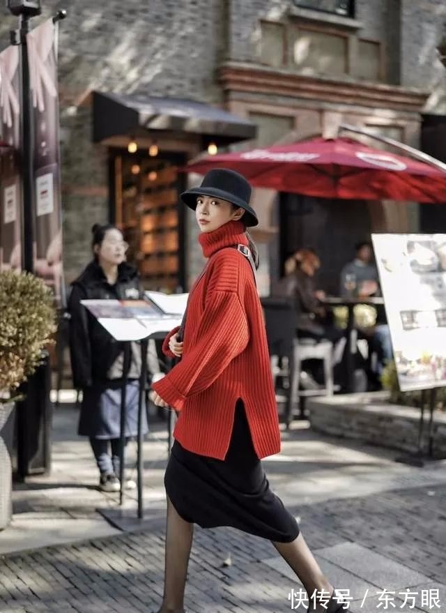 时髦 这些才是“毛衣”的高级穿法,保暖时髦又温柔,普通人也能驾驭
