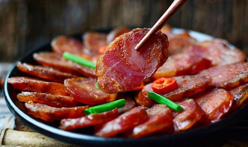 灌香肠的配方告诉你,爱吃的人快收藏,味道好没腥味,醇厚浓郁