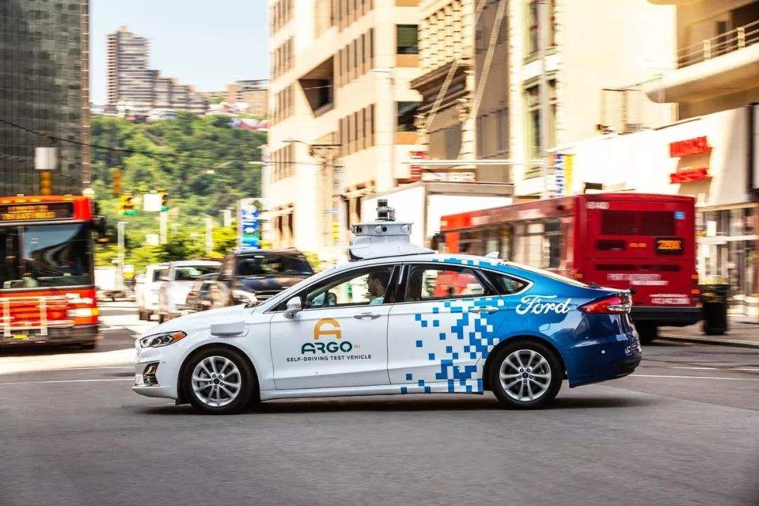 电动车|拿下华为自动驾驶技术，大众就能实现弯道超车？