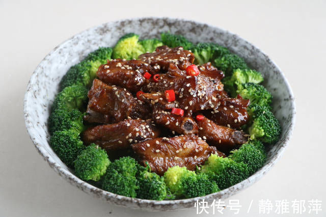 桂皮|除夕待客，这道硬菜少不了，好吃上档次，上桌几分钟被抢光