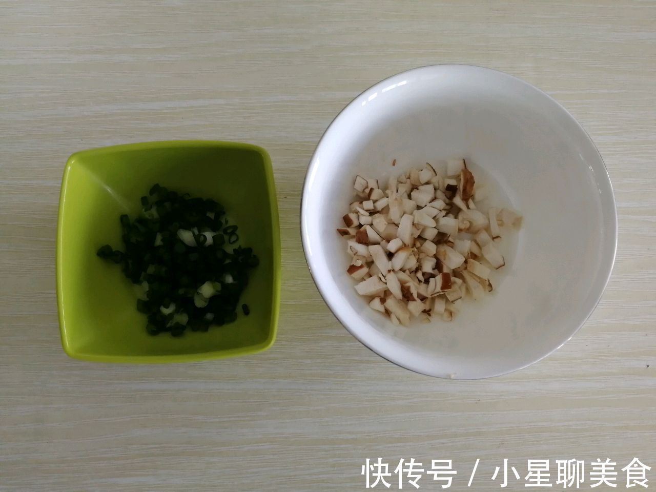 肉香|米饭和肉搭配做成小丸子，一口一个，香气四溢