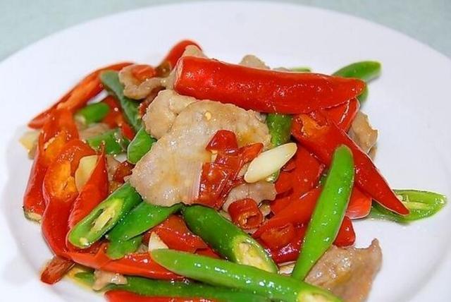 爱喝酒的朋友不要错过，推荐几道不错的下酒菜，让大家喝的更尽兴