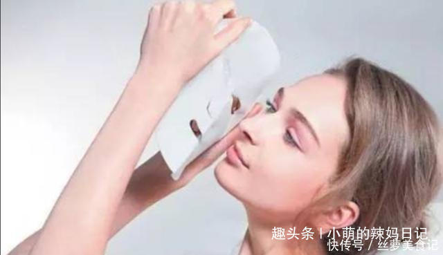 洗脸后，直接用手拍打爽肤水？怪不得皮肤差！这样做才是正确的