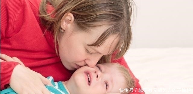 孩子面对恐惧，家长一味安抚，只会加深孩子的恐惧