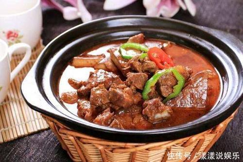 不管炖羊肉还是牛肉,多加这2种调料就错了,难怪肉不鲜香还难吃