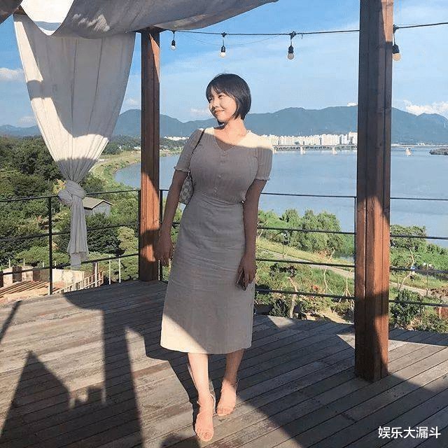 金灿灿|40岁辣妈,身材“艳压”女儿,是健身的魅力,一起来围观