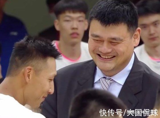 cb揭幕战篮协重罚通告出炉！中国男篮喜从天降，胡明轩处境不妙