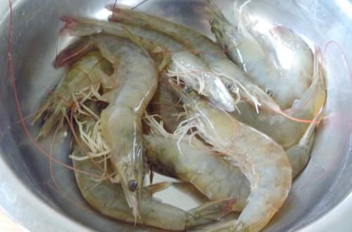 大虾|白水煮虾,直接煮是大错特错,牢记这3个诀窍,大虾鲜嫩无腥味