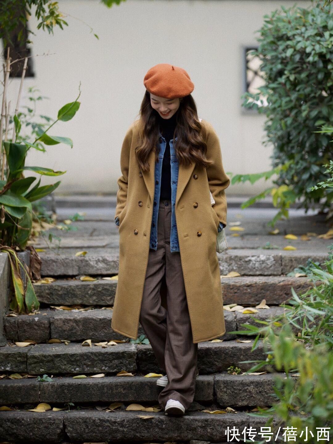 高领 驼色大衣才是当季最in,给你选了4款好看的版型,这么搭简约高级