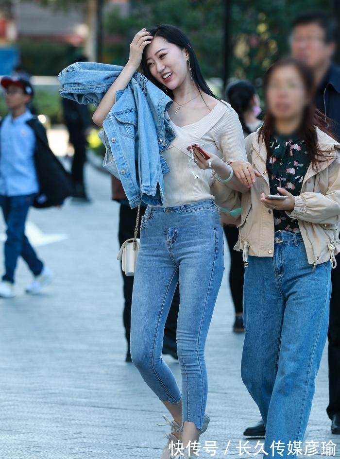 牛仔外套|针织短袖,搭配牛仔裤简单又减龄,还很百搭