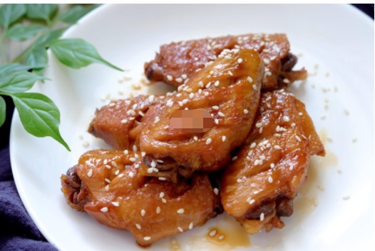  红烧鸡翅这样做，味道一点不输可乐鸡翅，香浓可口，做法还超简单