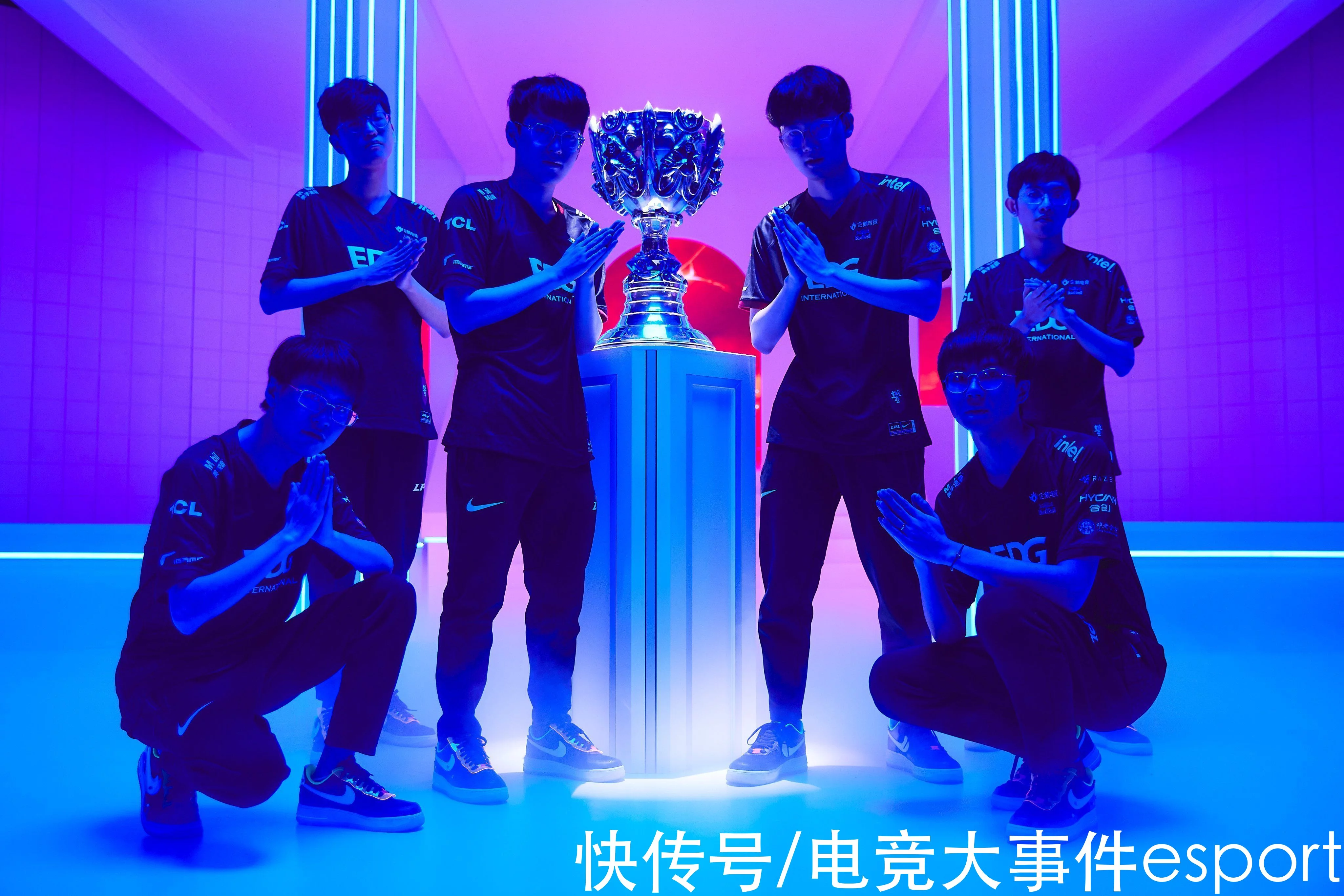 悠米体系被破解，T1教科书级运营复仇EDG，Faker全场乱飞节奏不停插图