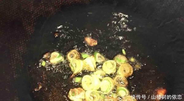 肺部细菌的“天敌”被发现,2块钱一斤,清肺化痰,再不怕咳嗽了