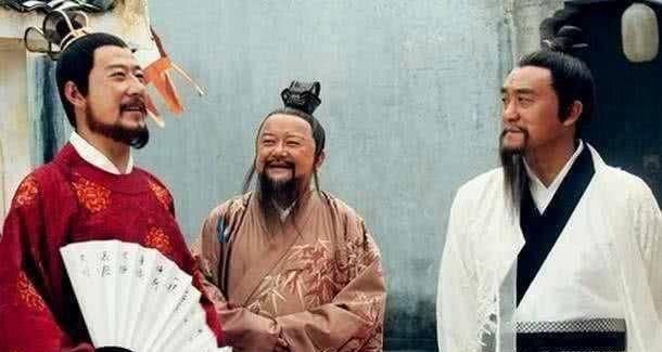 辞官|刘伯温看到桌上的酒杯,决定辞官,徐达不解,他大喊:你瞅那是啥