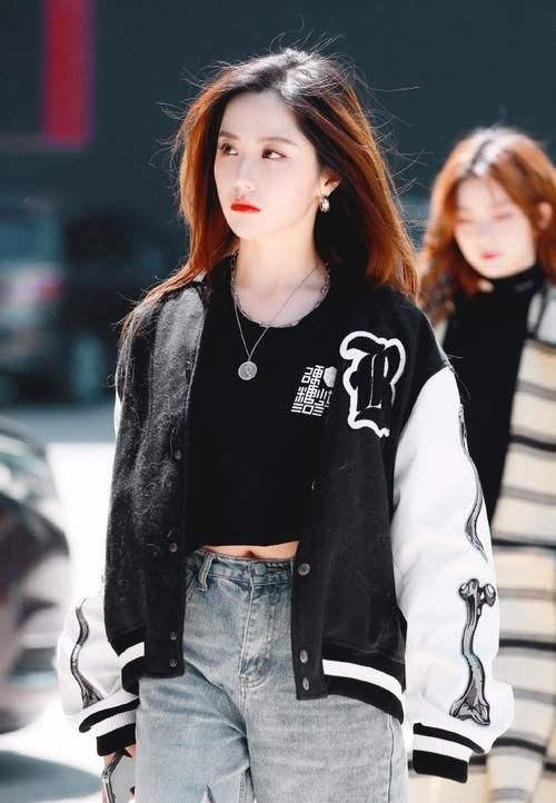 《金曲青春》团体舞台开录：希林陈卓璇热度十足，刘些宁张艺凡备受期待