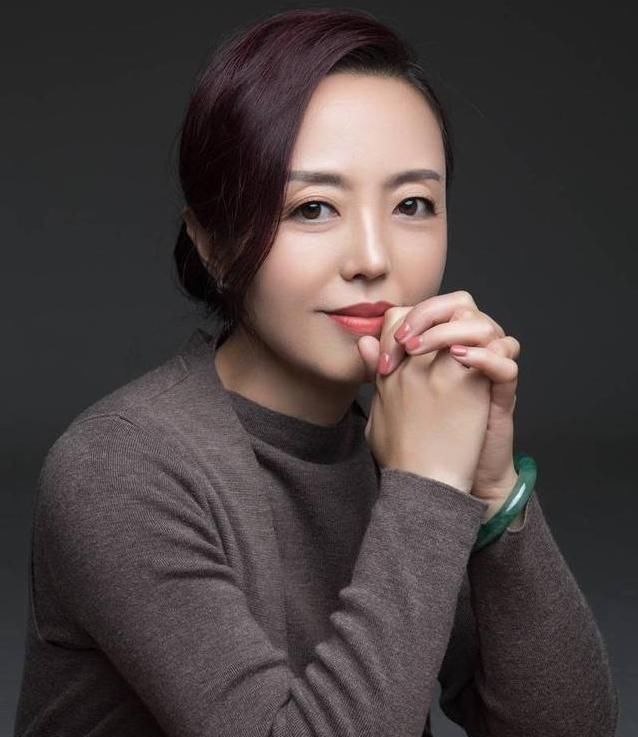 清新|人美字亦妙！她的书法才是书坛里一股“清流”，自然清新，美妙！