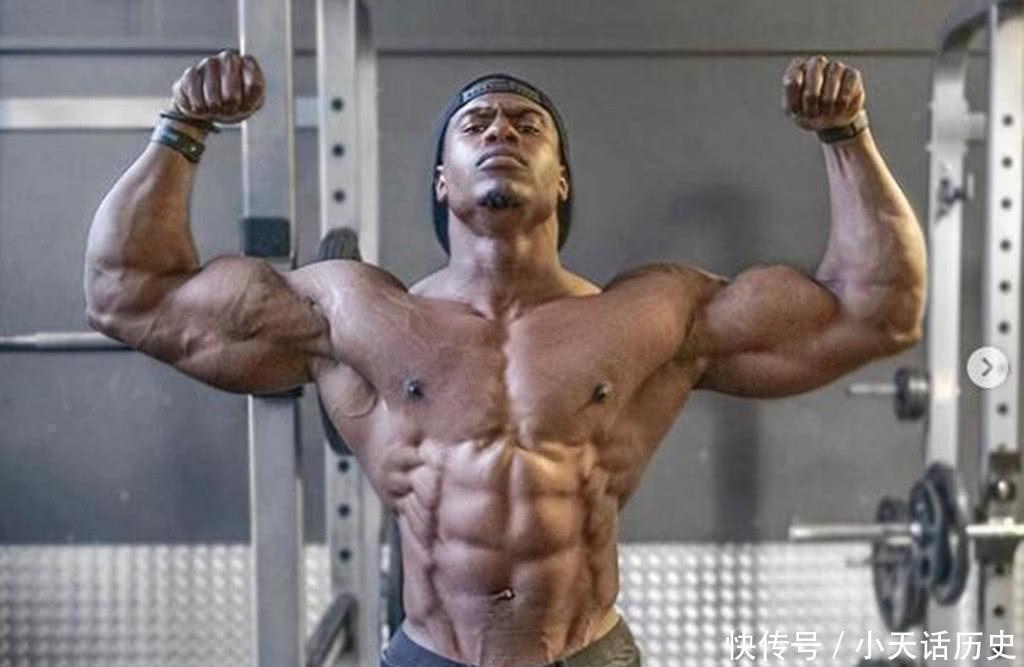 p身高185厘米健身男神, 一身炸裂式肌肉, 绰号肌肉熊猫!