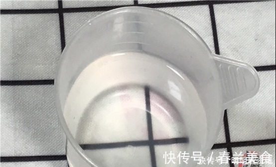 棉絮状|做包子馒头时，别只会加白糖！教你简单一招，8分钟快速发满盆