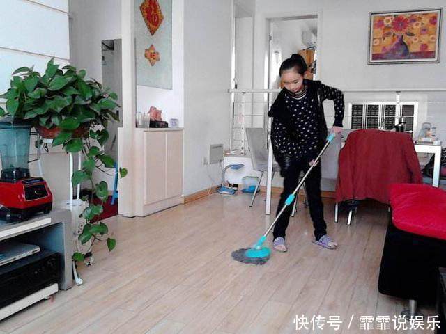 妙招|天天累死累活拖地还是脏家政阿姨透露个妙招，半月都不用再拖地