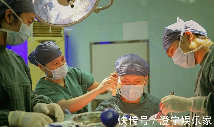 外科医生|做手术的时候，医生想要去卫生间怎么办小护士无意间透露出实情