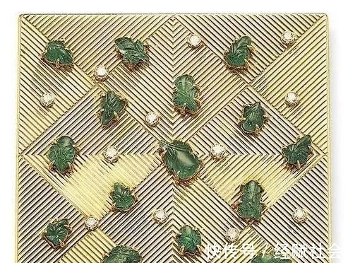 中国元素@顶级珠宝品牌的中国风格首饰,翡翠材质为何成为首选?