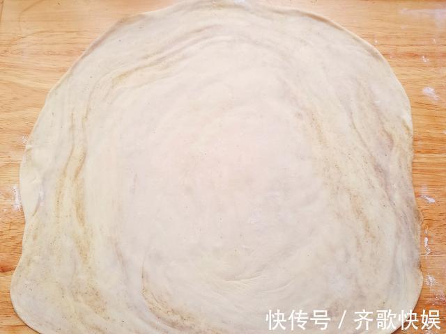 奶奶做的酱香饼,好吃有诀窍,掌握好4点,酥软多层,凉了也好吃