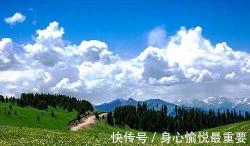 老爷@夫人出了一个上联,才子一时语塞,丫环却脱口而出,令人感悟深刻