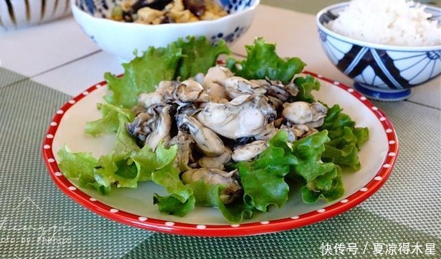 大连老两口的晚餐,简单营养,走红朋友圈,网友这吃法太美了!