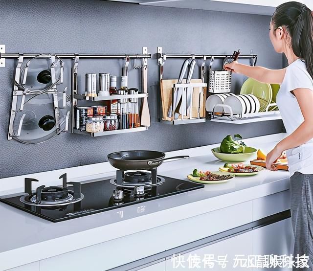 姑家|去大姑家蹭饭,头次见厨房还能这么装,太有才了,拍下回家照着学