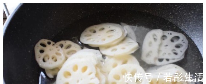 土豆片|最简单快速的早餐饼，不揉面，不擀面，筷子搅一搅，做法简单！