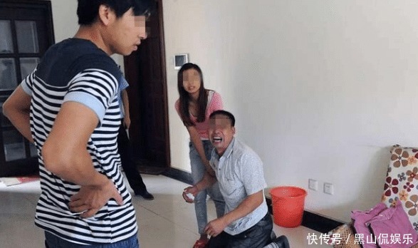 养老|“告我也没钱给你养老”，父母大骂女儿是白眼狼，网友却拍手叫好