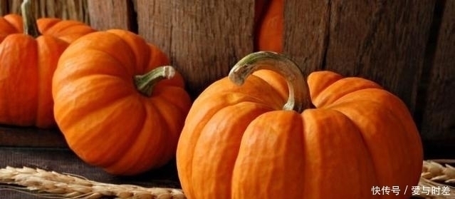 食用价值|南瓜遇上它，湿气没了，失眠也好了，女人想减轻皱纹，可以试试
