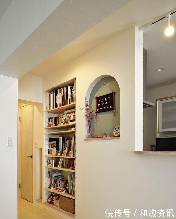 玄关|小户型的玄关太小,墙面开槽7cm深,轻松解决几十双鞋子不是问题
