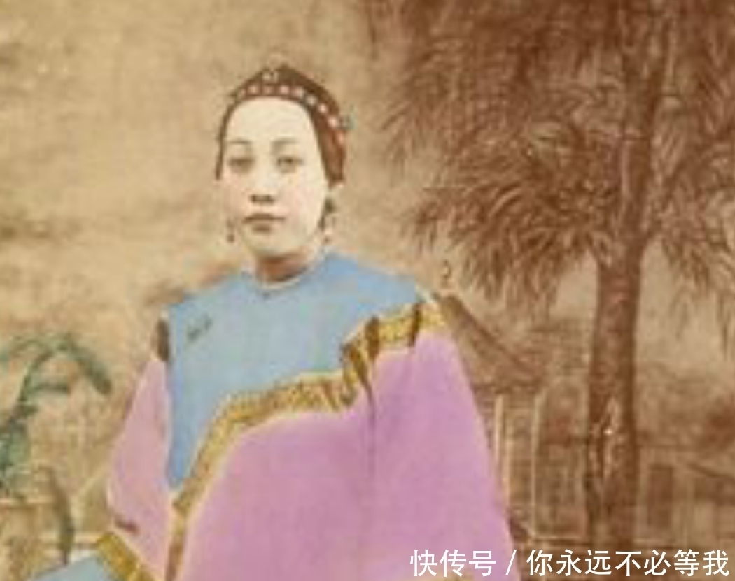 晚清|晚清上色老照片：美目倩兮的青楼女子，气若幽兰的乾隆孙女！