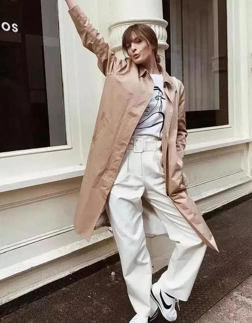 冬春换季，这4双鞋值得入手！万能百搭又时髦，女明星都争着穿