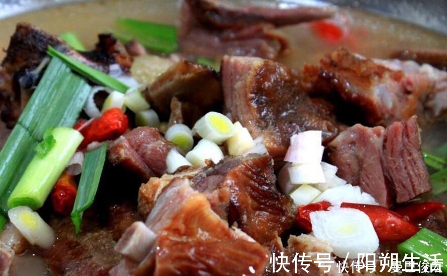 腊排骨|冬天“腊肉”别光炒了，5种吃法超美味，不油不腻越吃越香！