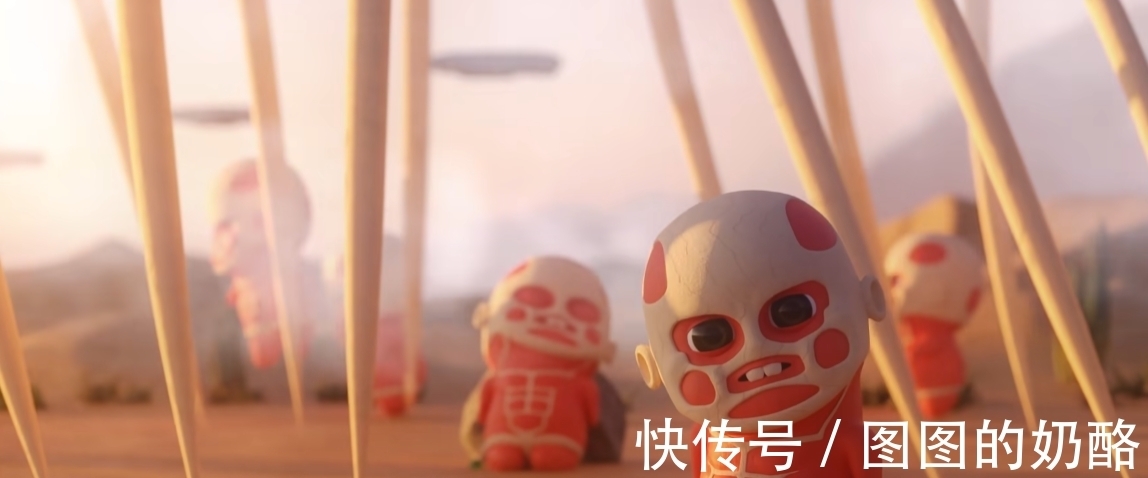 希斯特蕾娅|国外漫迷创作巨人短片,巨人变肉团,超巨偷懒睡觉,铠巨撞墙昏厥