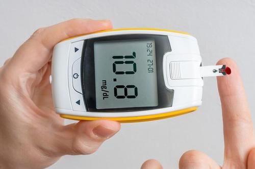 凶险|小米粥养胃是真的吗？医生提醒：喝粥养生有前提，3个要点不能忘