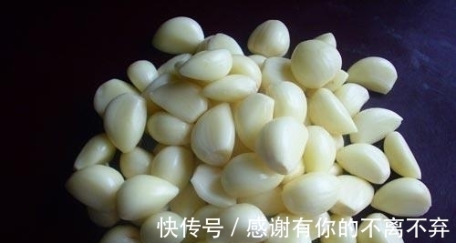 眉毛|用大蒜在眉毛上擦两下，可能发生这几个变化！看完记得收藏