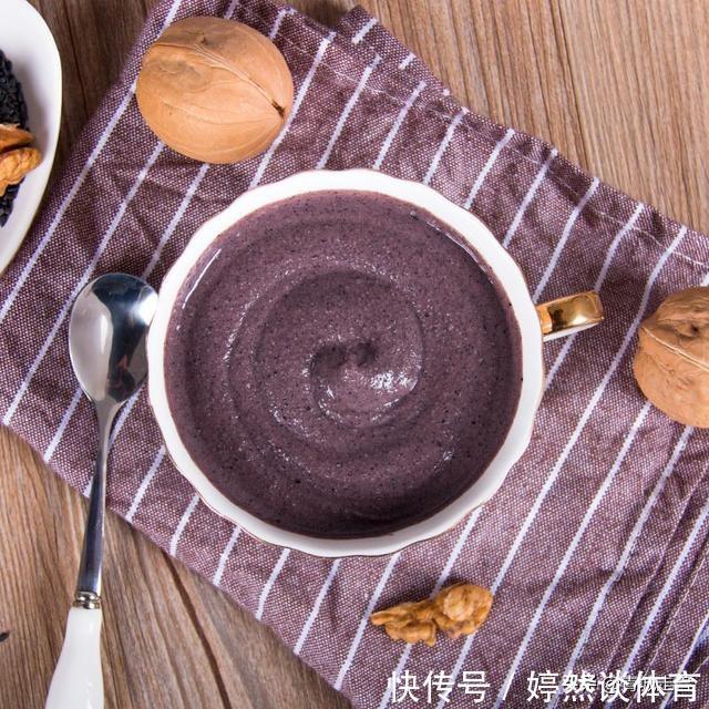 女人|女人不想老太快！建议多吃这几样，一口吃下去，满嘴都是胶原蛋白