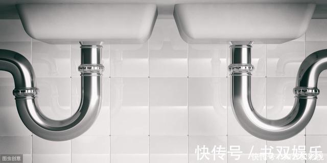 碗筷|下水道又被油污堵住,别再用热水冲了,一个小妙招,让它顺畅无阻